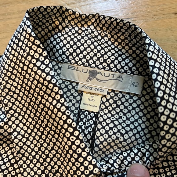 EUC Italian blunauta 3-piece silk set- skirt, tank, cuff linked button-up - Picture 10 of 13